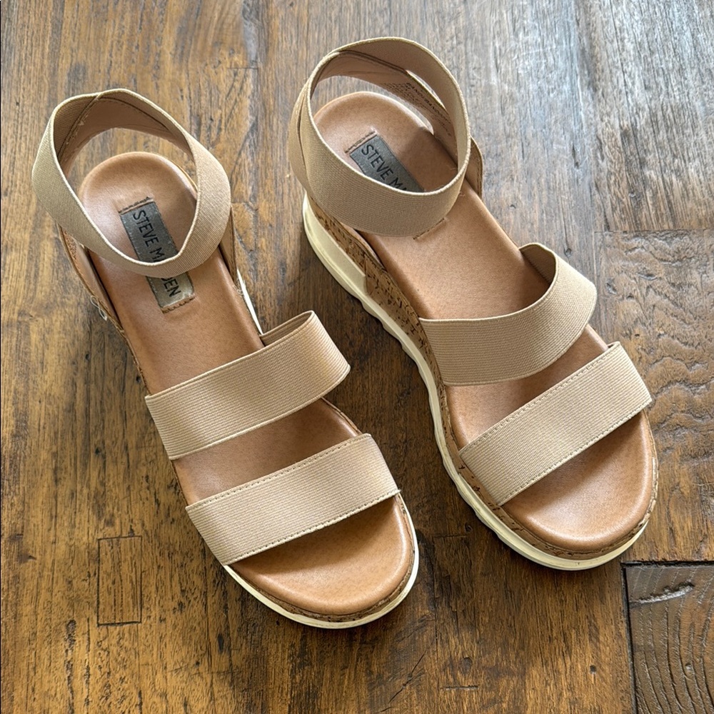 Steve Madden Tan Minimalist Sandals